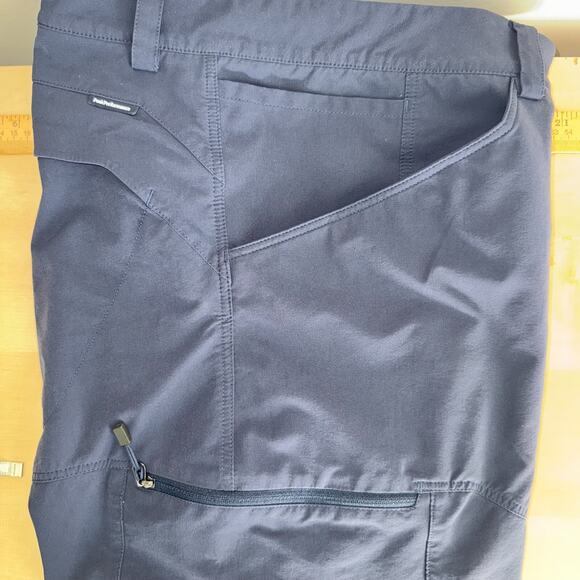 Peak Performance Mens Shorts XXL Style: Method SH Navy Blue 11" INSEAM, Pockets - Picture 14 of 15